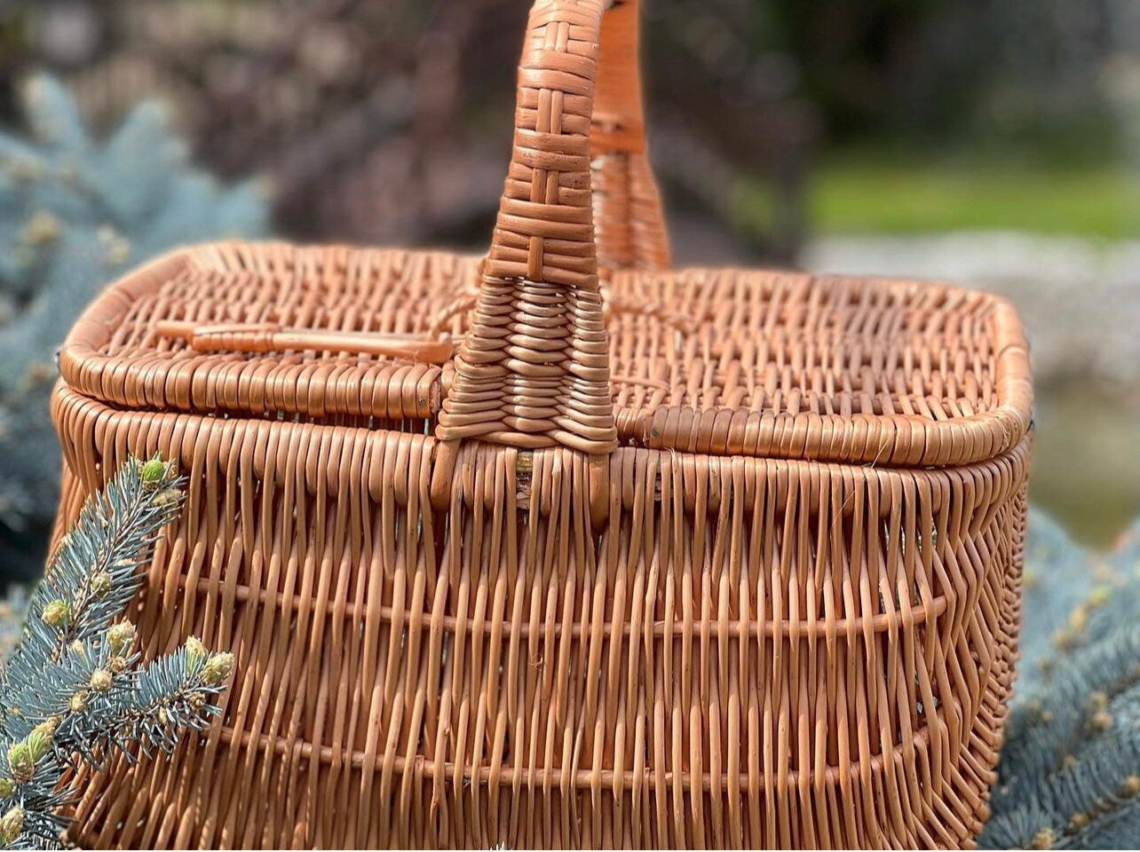 Wicker Basket, Rustic Basket, Wicker Organizer, Wine Picnic Basket, Picnic Basket, Wicker Basket with Lid, Wicker Easter Basket, Handmade
