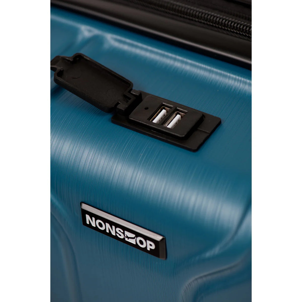 New York 3-Piece Expandable Spinner Luggage Set and 3-Piece Packing Cube Set